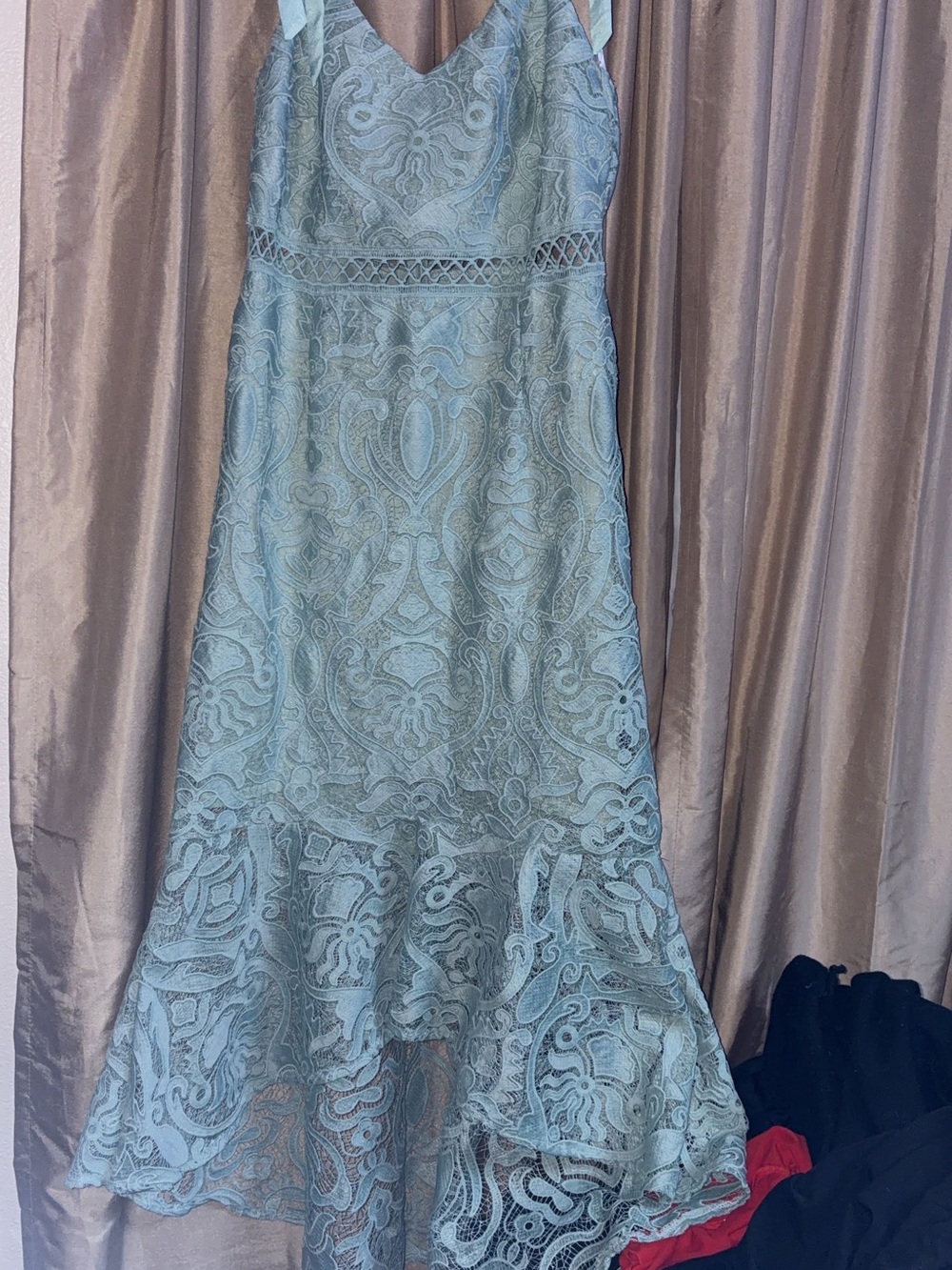 Elegant sea-foam green/blue Lace V-Neck high-low Women’s Dress